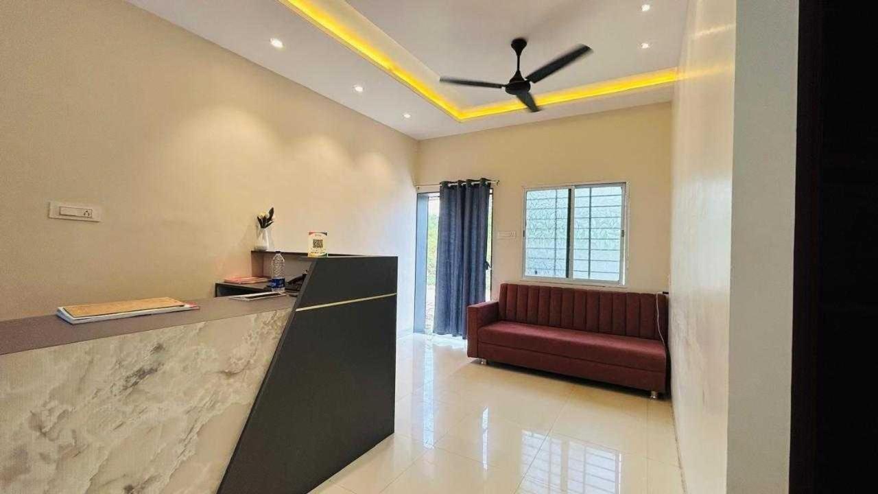 Oyo Hotel Elite Chandrapur Exterior photo