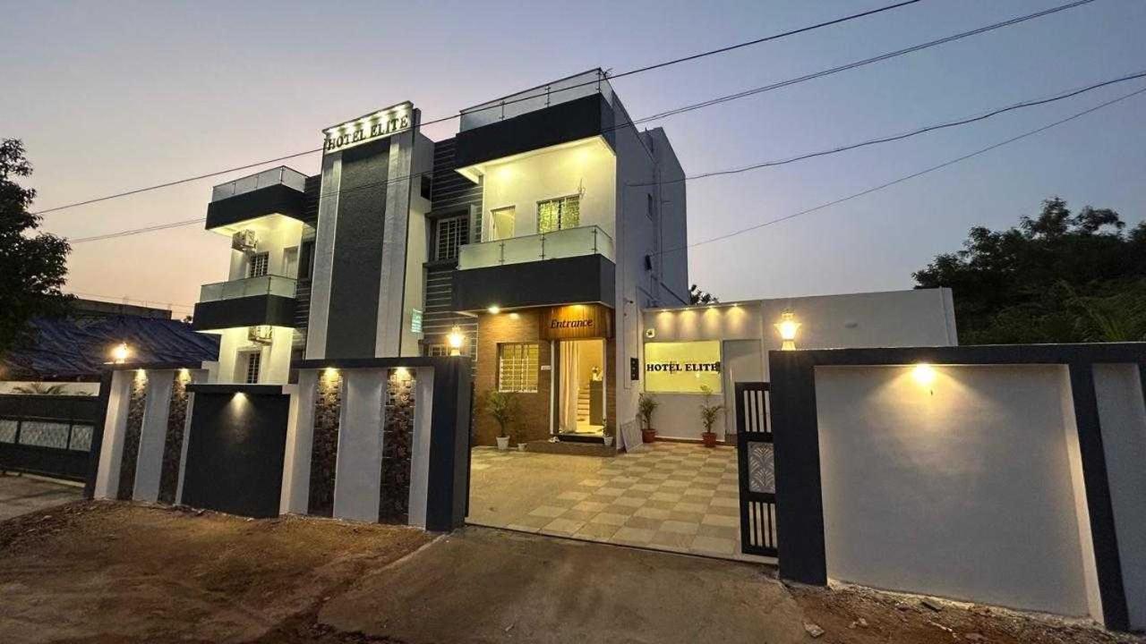 Oyo Hotel Elite Chandrapur Exterior photo